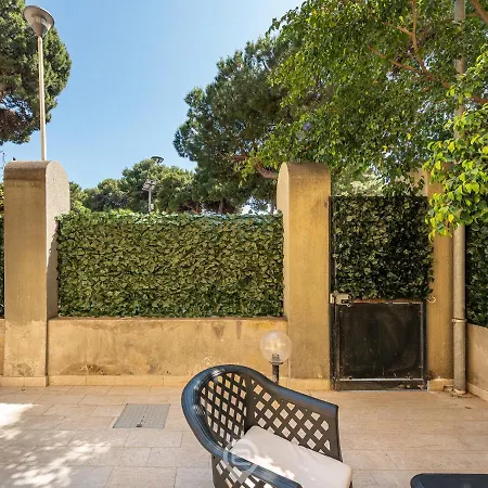 Michela's - Great Location In The Apartment
